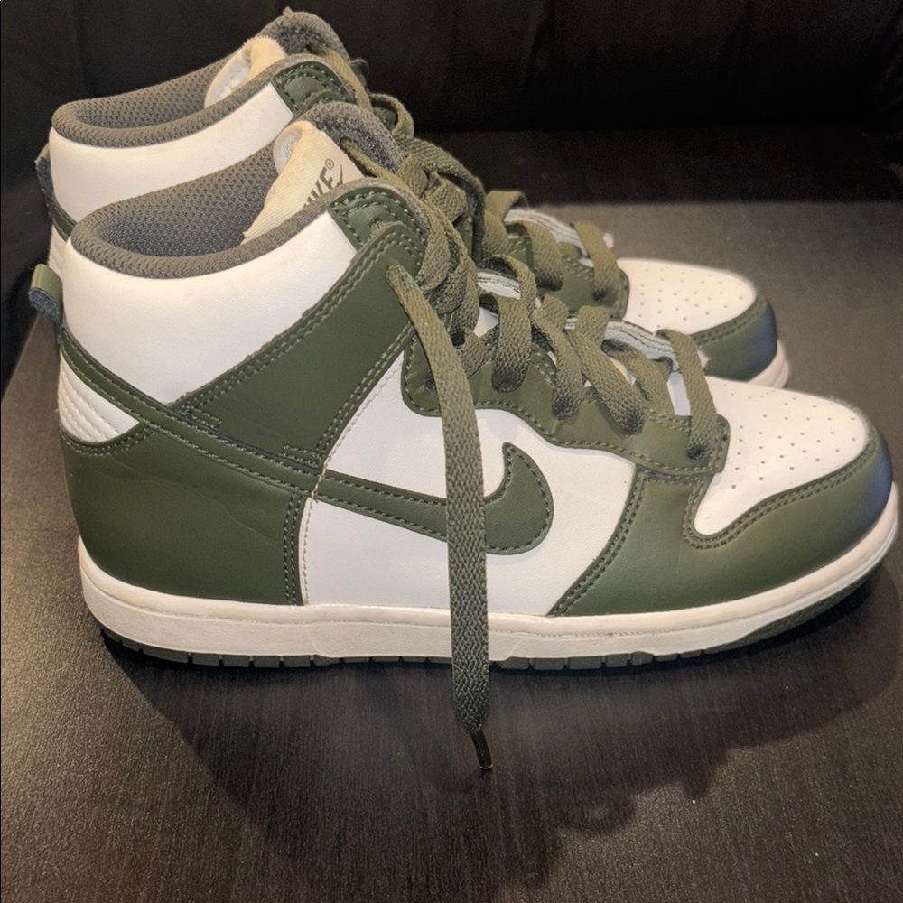 Nike Kids High-Top Sneakers - Green and White